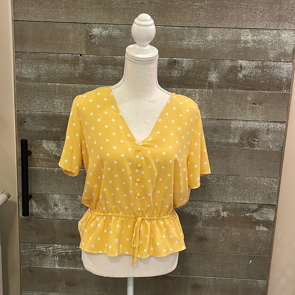 LOFT Yellow polka dot top!